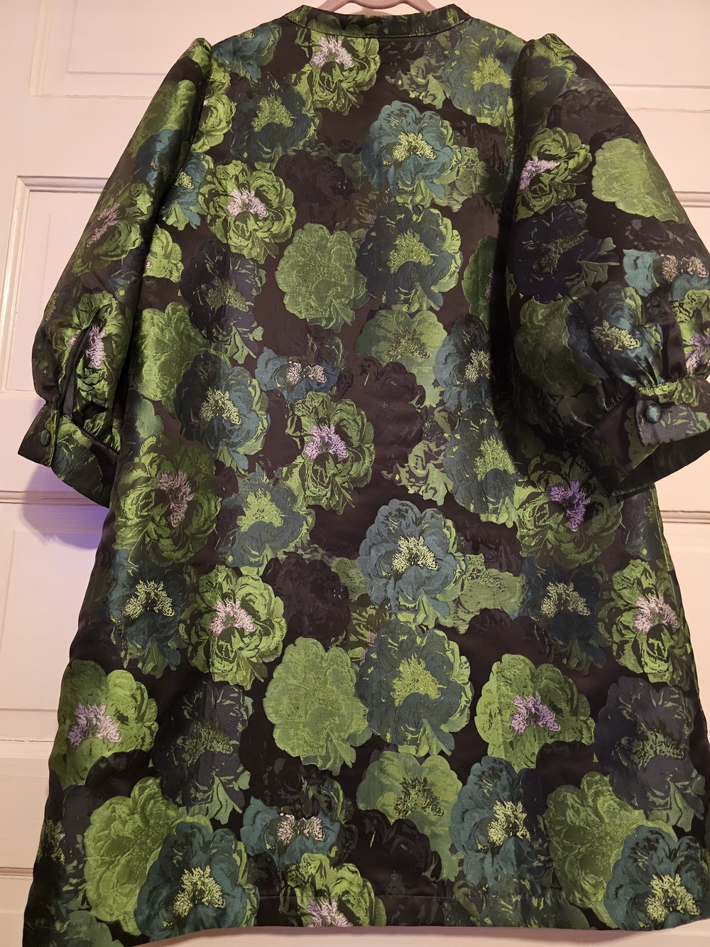 Boutique Green Floral Jacquard Puff-Sleeve Midi Dress - Picture 10 of 13